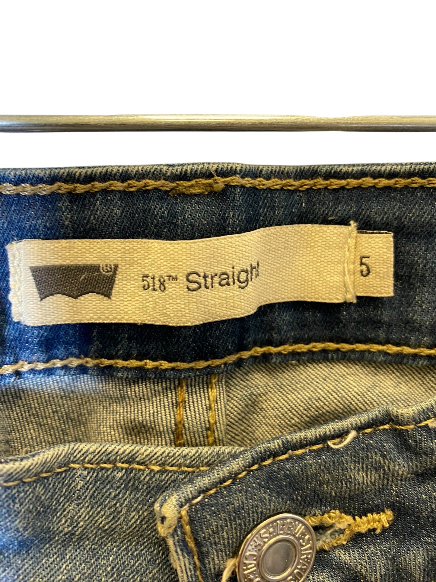 Jeans Straight By Levis In Blue, Size: 6